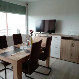 Schönes, modernes Appartement mit Balkon und Indoorpool