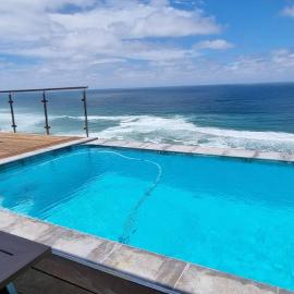 Dolphin Wave, hotelli kohteessa Mossel Bay