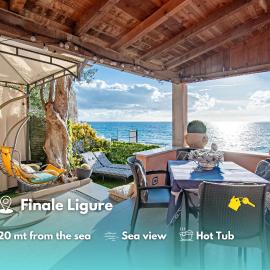 SEAHORSEROOM - Frontemare con Idromassaggio, hotel a Finale Ligure
