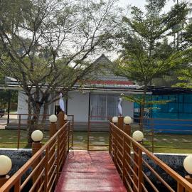 Mayooram Back water Pool Villa, Hotel in Kollam