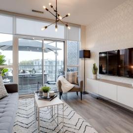 Lovely Open Concept Friday Harbor Resort Condo