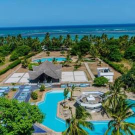 Golden Sun Beach Apartments، فندق في مومباسا