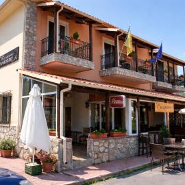 Ducata Hotel - Xirolivado, hotel i Xirolívadon