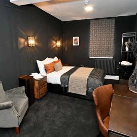 The Royal Keep Hotel in Dudley, hotel en Dudley