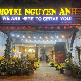 HOTEL NGUYEN ANH، فندق في مدينة هوشي منه