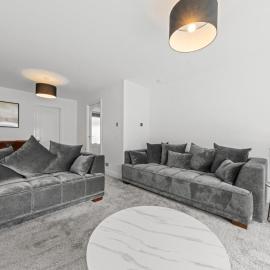 Large 5 Bedroom House Perfect For Group Stays - Free Parking - Near Glasgow - Perfect For Contractors โรงแรมในHigh Blantyre