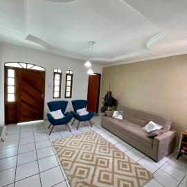 Linda casa no centro de Garanhuns