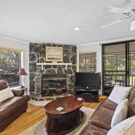 Cheyenne Retreat Pet Friendly Boater's Paradise