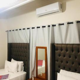 Makgadikgadi Riverview Inn, hotell i Nata