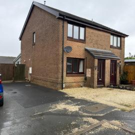 2 Bed Fully Furnished House In Milford Haven