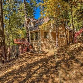 Cedar Hollow - Arrowhead Cabin Near Lake and Village