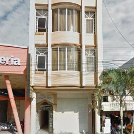 Hotel Victoria – hotel w Nueva Loja