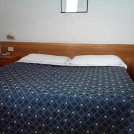 Hotel Niki, hotell i Tribiano
