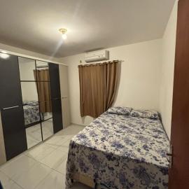 Casa com 3 quartos e área de lazer