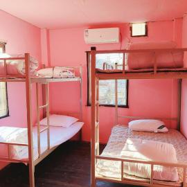 红桥餐厅 Red Bridge Hostel