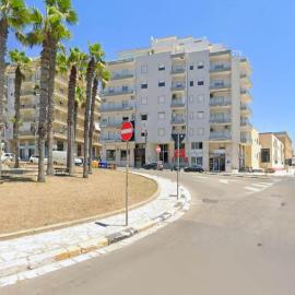 Gallipoli Sea-View Apartment with Terrace, hotelli kohteessa Borgo