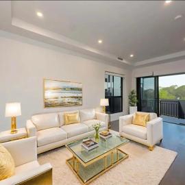 Luxury 5 Bedroom Rouse Hill Home، فندق في Riverstone