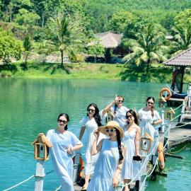 Đồi Dẻ Eco HomeStay, hotel in Bố Trạch