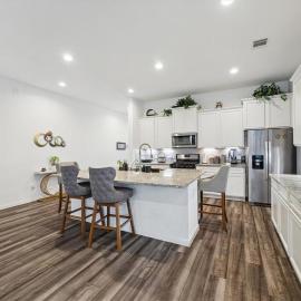 Lake Conroe Home Quiet Pet Friendly Fire Pit Night، فندق في مونتغومري