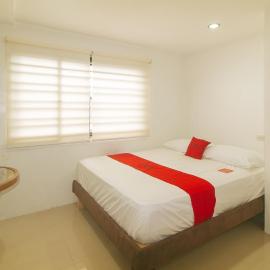 RedDoorz at Casa 82