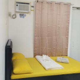 Jessa's Transient Studio with Balcony, hotel a Masbate