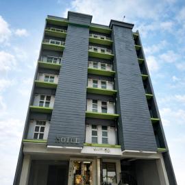 H Hotel Quezon City