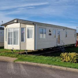 Emily Caravan, Relax and Unwind at Seal Bay Resort