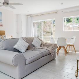 Sea La Vie, Amblewood Guesthouse