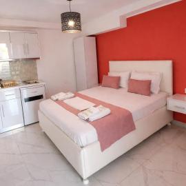 House Blerina - Sarti Chalkidiki, hotel in Sarti
