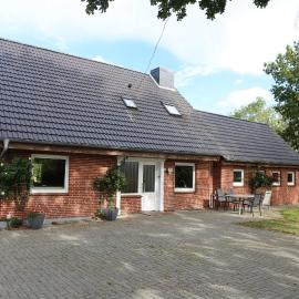 Ferienhaus Ostsee, hotel in Rabenkirchen-Faulück