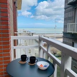 Appartement à Saint Valery en Caux - 150m plage - parking privé, hotel a Saint-Valéry-en-Caux