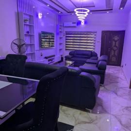 Lux 3bedroom apartment – hotel w mieście Okunola