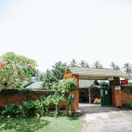 Tiffany Garden, hotel u gradu 'Mangsit'