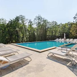 Gantiadi Holiday - Pool and Houses