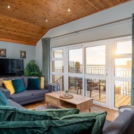Shannon View Jungle House, Hotel in Athlone
