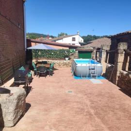 Casa rural Regajo Lobos, hotel a San Bartolomé de Béjar