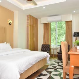 Luxury Stay Near Neelum River Valley,208