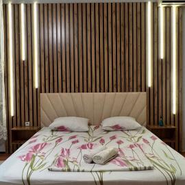 2-комнатная квартира в центре Актау, ЖК ДУКАТ, hotel in Zhezdi