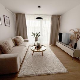 apartman Sole، فندق في ترنافا