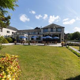 Lake District Castle Inn Hotel & Spa: Keswick şehrinde bir otel