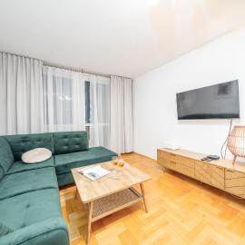 Łagiewniki Apt - 52 m2, Workspace - by Rentujemy, hotel in Krakow