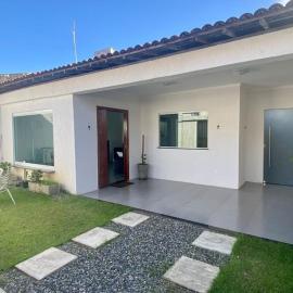 Bela casa a apenas 10 min da Orla de Atalaia