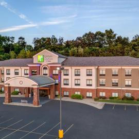 Holiday Inn Express & Suites Zanesville North by IHG, hotel in Zanesville