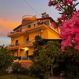 Vila Laura