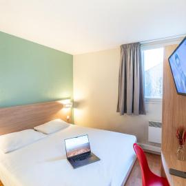 Brit Hotel Essentiel Tours Nord، فندق في تور