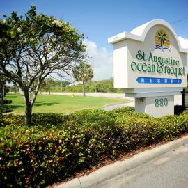 Lovely Oceanside Home w/Outdoor Shower/Free WiFi/Shared Pool/Hot Tub/Tennis/AC