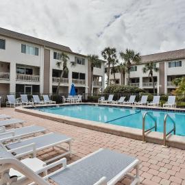 Oceanfront Townhouse with Shared Pools, Ocean View, WiFi, W/D, and Central AC