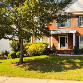 Studio•Basement• Back Entry Basement•1BRD•Ste B, hotel in Lawrenceville