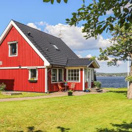 Nice Home In Tranås With Kitchen, khách sạn ở Tranås