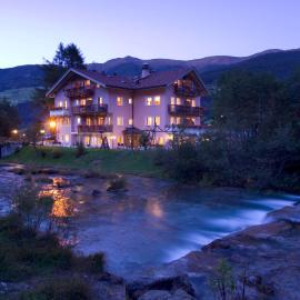BAD MOOS Dependance "Mühlenhof", hotel sa Sesto
